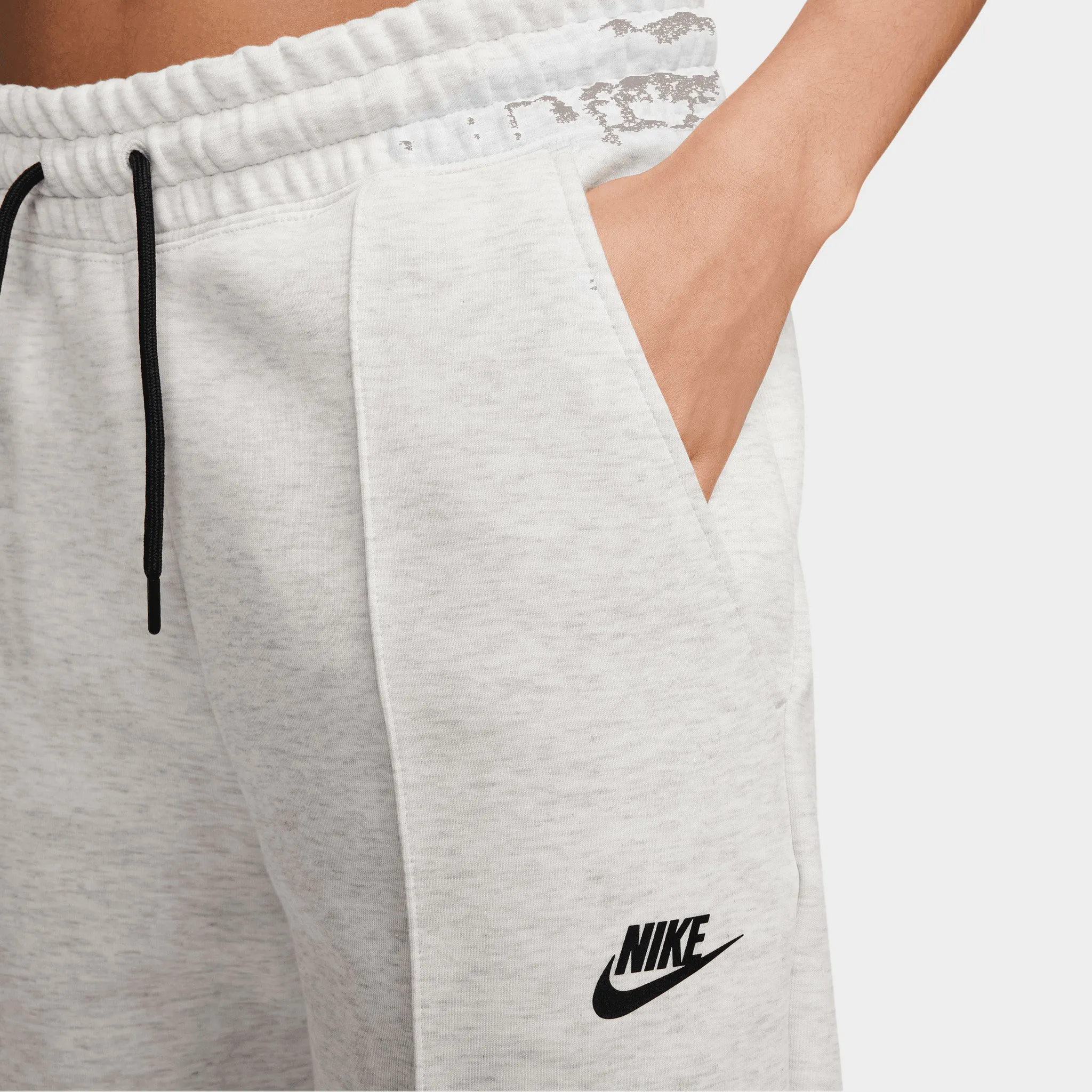 Nike Sportswear Women's Mid-Rise Tech Fleece Joggers Light Grey / Heather - Black