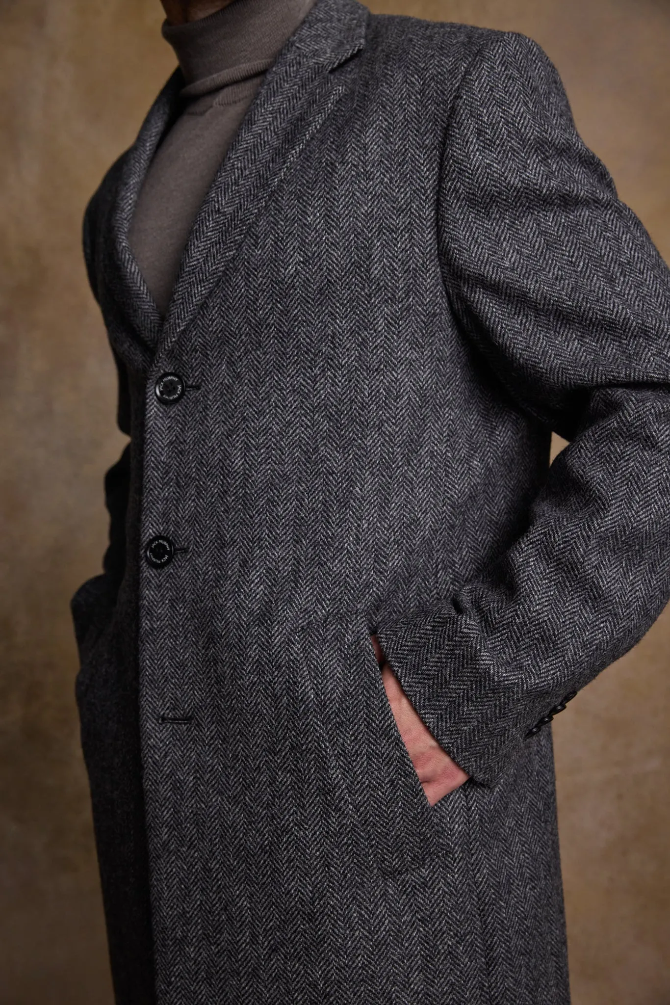 Owen Tweed Coat - Charcoal Wide Herringbone