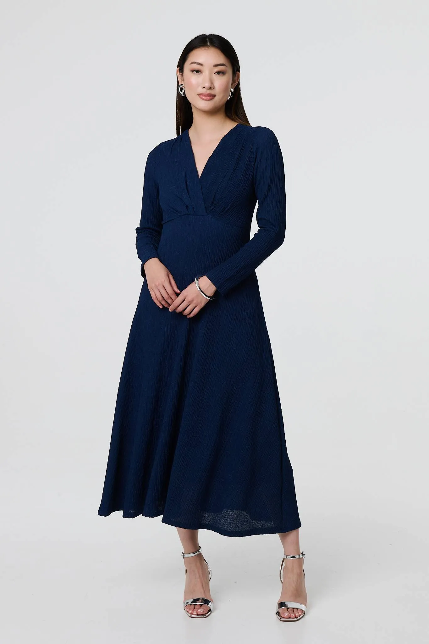 Textured Ruched Long Sleeve Midi Dress